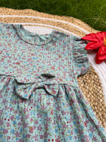 Load image into Gallery viewer, Green Daisy - Frill Cotton Frocks