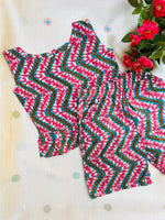 Load image into Gallery viewer, Wavy Bloom - Frill top & Shorts Set 2 - 3yrs