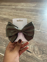 Load image into Gallery viewer, Ballerina Hair Bow