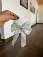 Load image into Gallery viewer, Tie and Die Hair Bow