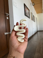 Load image into Gallery viewer, Zig Zag Hair Claw