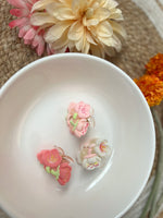 Load image into Gallery viewer, Small Flower Claws