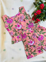 Load image into Gallery viewer, Rose Berry - Frill top &amp; Shorts Set 2 - 3yrs
