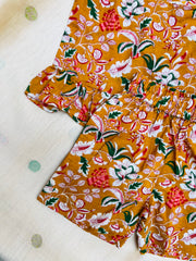 Yellow Mellow - Frill top & Shorts Set 4 - 5yrs