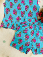 Load image into Gallery viewer, Peacock Touch - Frill top &amp; Shorts Set 4 - 5yrs
