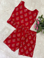 Load image into Gallery viewer, Red Rose - Frill top &amp; Shorts Set 3 - 4yrs
