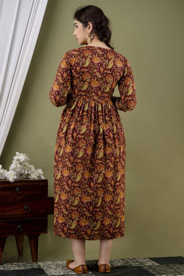 Berry Blossom : Maternity Feeding Dress