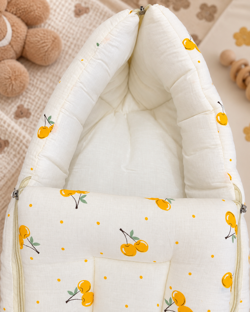 Muslin Carry Bed/Nest - Lemon Rush