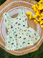 Load image into Gallery viewer, Pista World - Muslin Frock 3 to 6M
