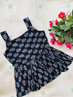 Load image into Gallery viewer, Dawn Beauty - Cotton Frock 0 to 6m
