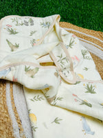 Load image into Gallery viewer, Flower World - Muslin Hooded Baby Blanket