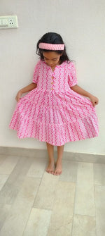 Load image into Gallery viewer, Kids Cotton Dress: Pink Waves

