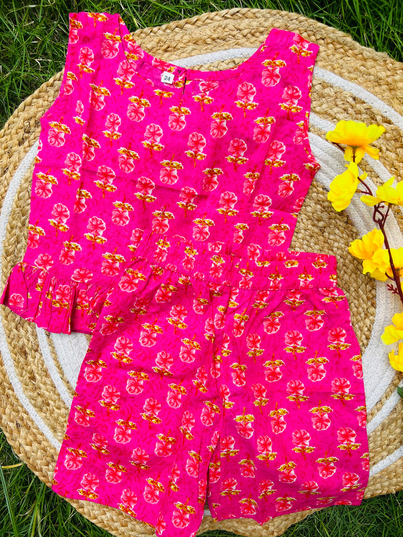 Yell Love - Frill top & Shorts Set 4 - 5yrs