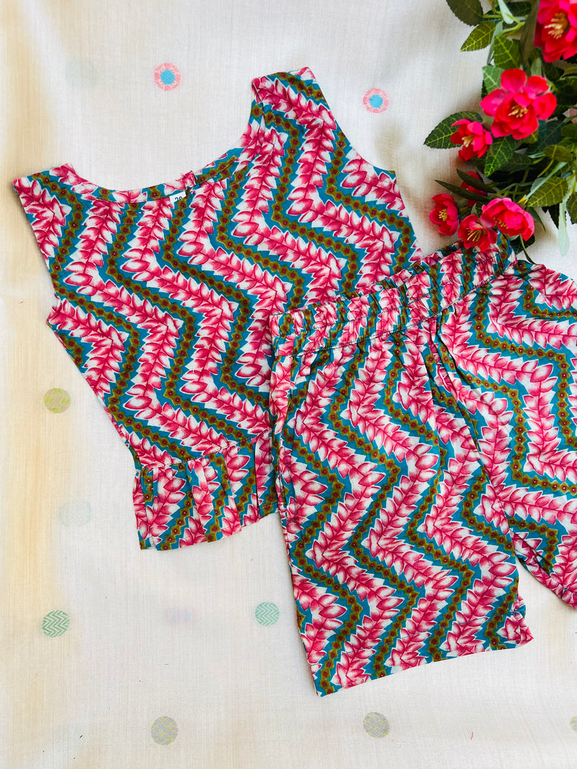 Wavy Bloom - Frill top & Shorts Set 2 - 3yrs