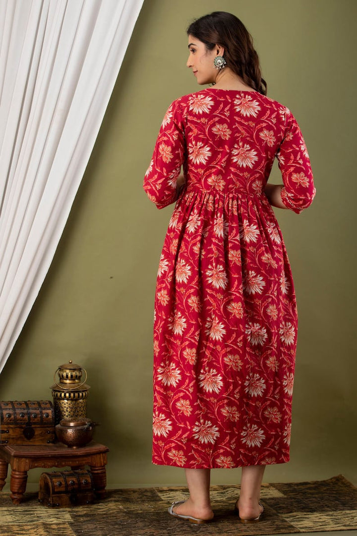 Scarlet Garden : Maternity Feeding Dress