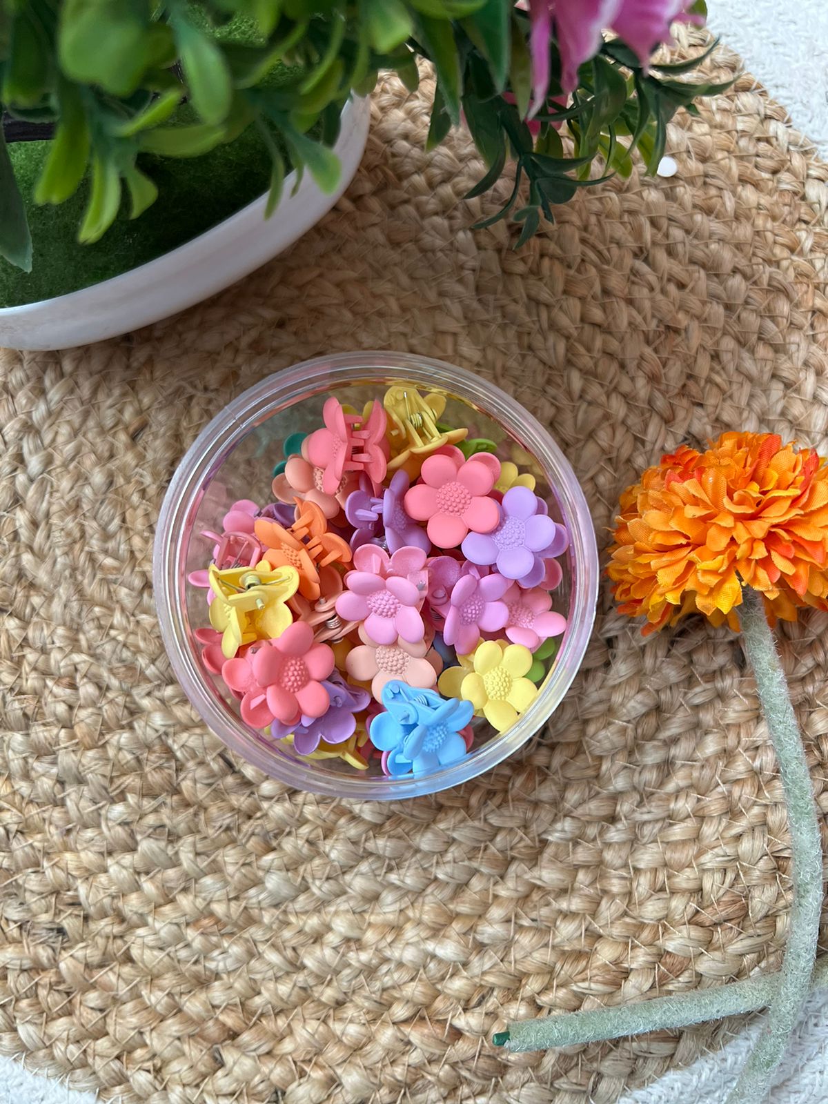 Mini Multicolor Flower Clips - 50 pieces