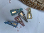 Load image into Gallery viewer, Glittery Hair Clips - NARUVE
