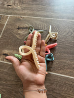 Load image into Gallery viewer, Infinity Hair Claw

