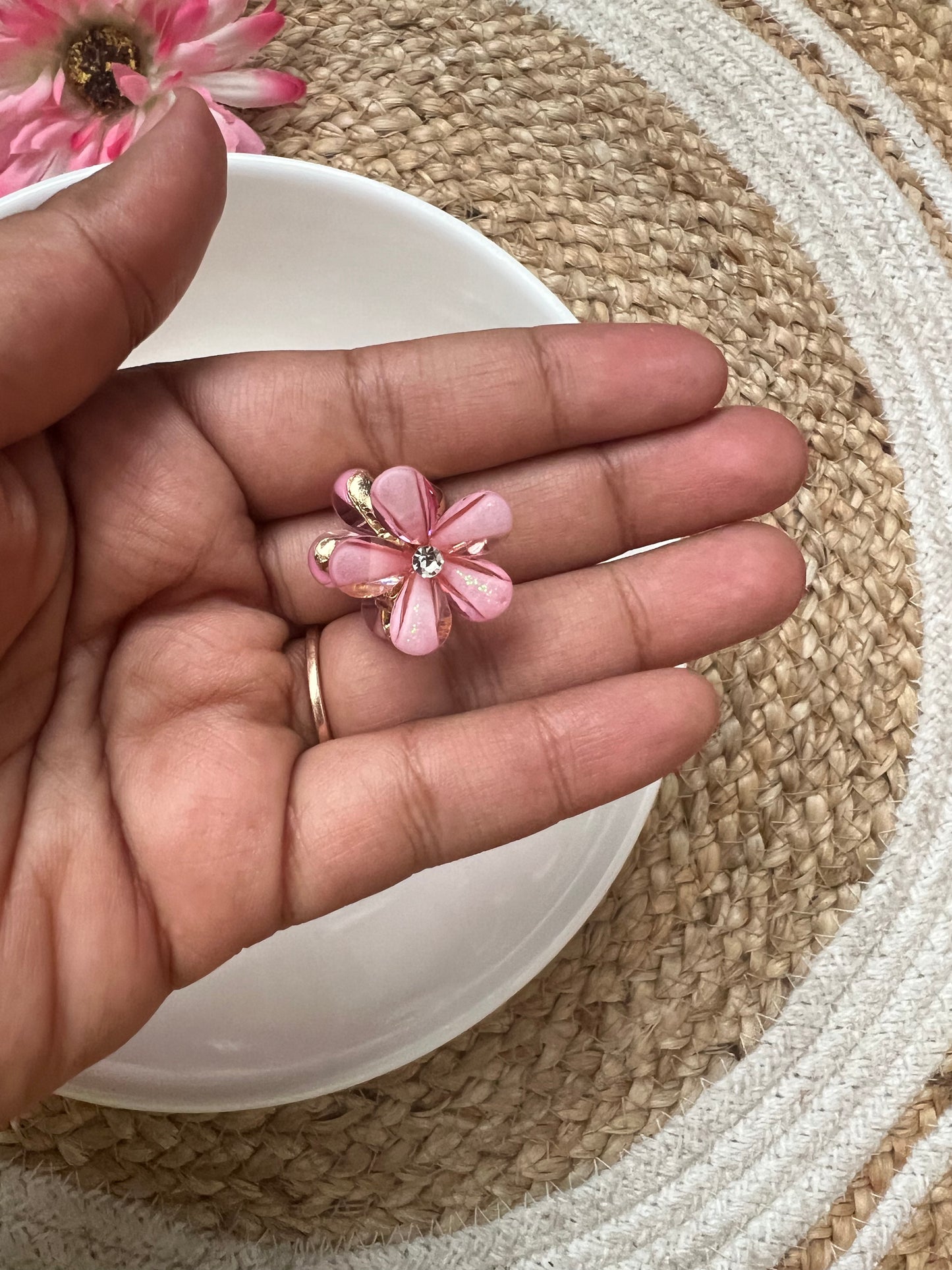 Mini Metal Flower Hair Claws