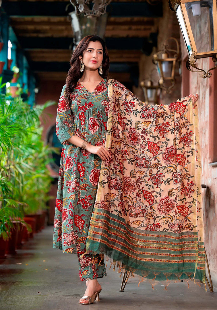 Soft Cotton Kurta Set: Magnolia