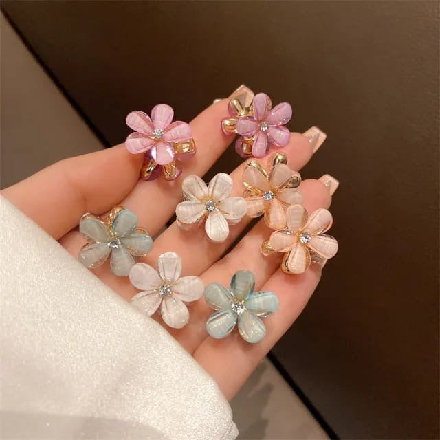 Mini Metal Flower Hair Claws