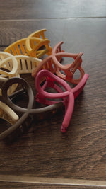 Load and play video in Gallery viewer, Anchor Matte Hair Claws
